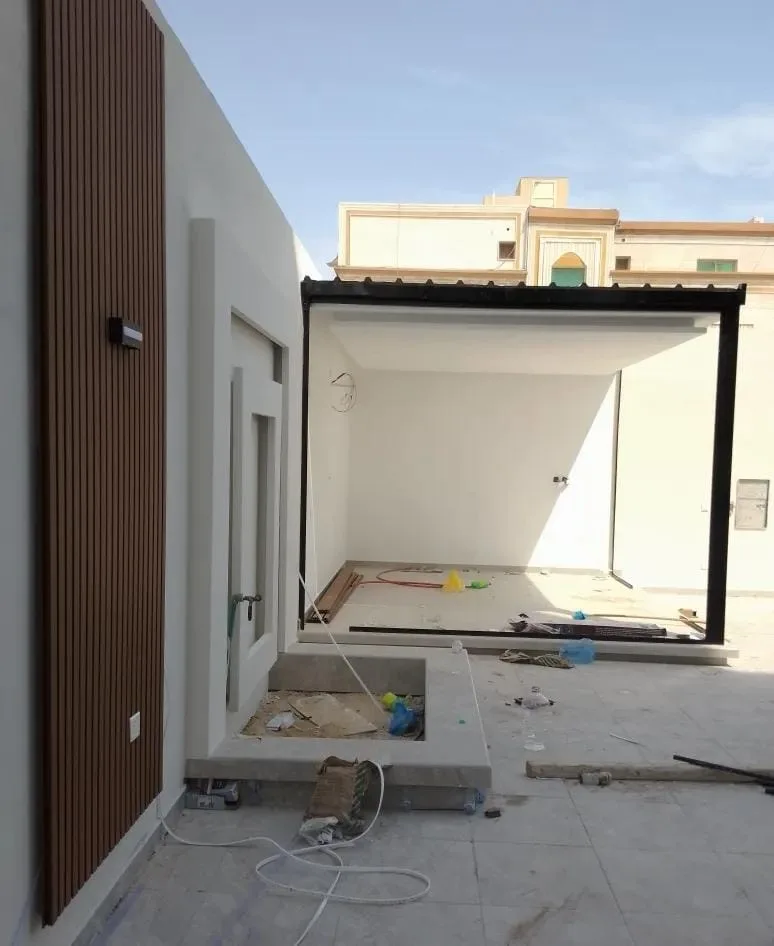 بناء ملاحق سندويش بنل الرياض فوق الأسطح ومميزاتها الإنشائية الخفيفة